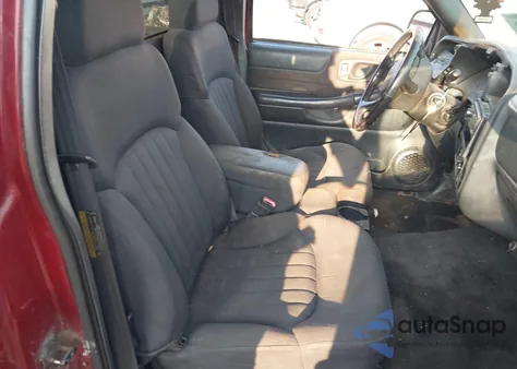 2003 Chevrolet S-10 Ls from USA, damaged, VIN 1GCCS14X638177534